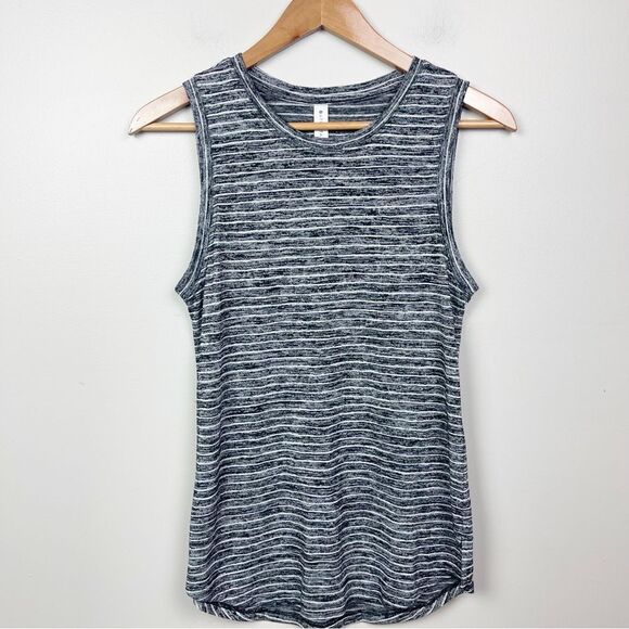 Athleta Breezy Tank Size Small - Picture 3 of 7